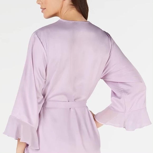 💜 Linea Donatella, Lavender Sherelle Babydoll Thong & Midnight Wrap Robe Set - Picture 8 of 16